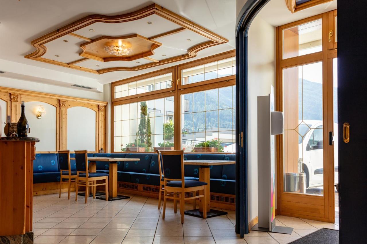 Hotel Lory - Molveno - Dolomiti Extérieur photo