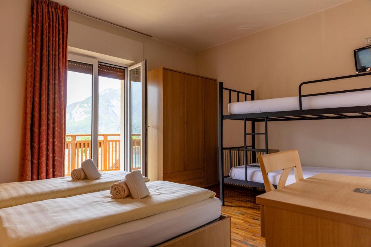 Hotel Lory - Molveno - Dolomiti Extérieur photo